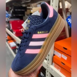 Grade School  Adidas Gazelle Bold J in Classic Blue